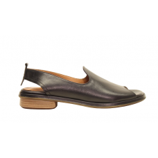 Magon musta nahkasandaali, 034-444