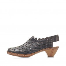 Riekerin kävelykenkä